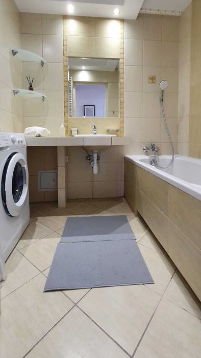 Słoneczny pokój na Gocławiu