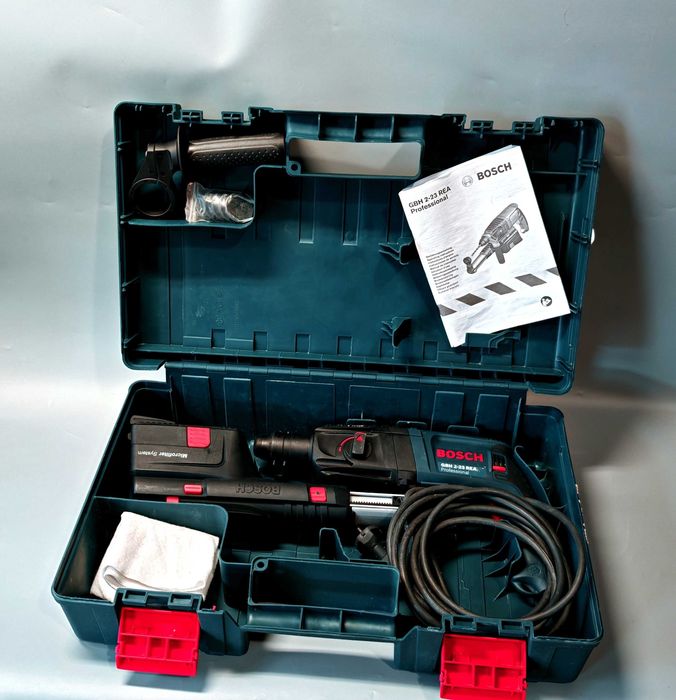 Młotowiertarka Bosch GBH 2-23 REA + moduł odsysający Kufer jak Nowa !