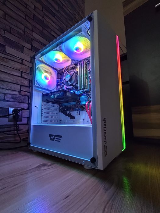 Komputer gamingowy jak nowy