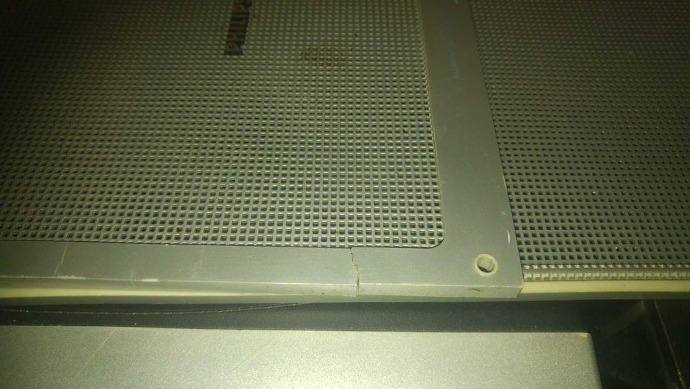 Колонки и музыкальный центр