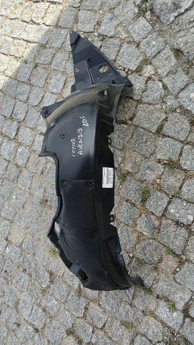 Cave de rodas Toyota Avensis 2015
