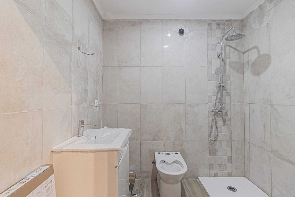 Quartos para Alugar na Amadora