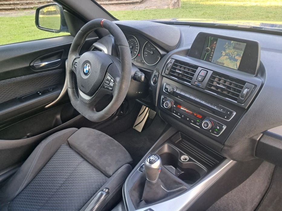 BMW  118i Pack M