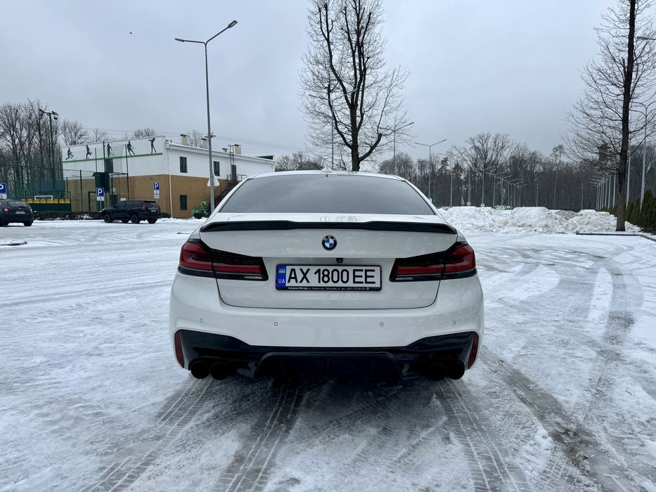 BMW 530E 2019 року