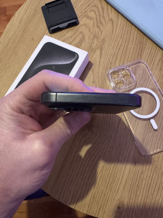 Iphone 15pro max e sim 256