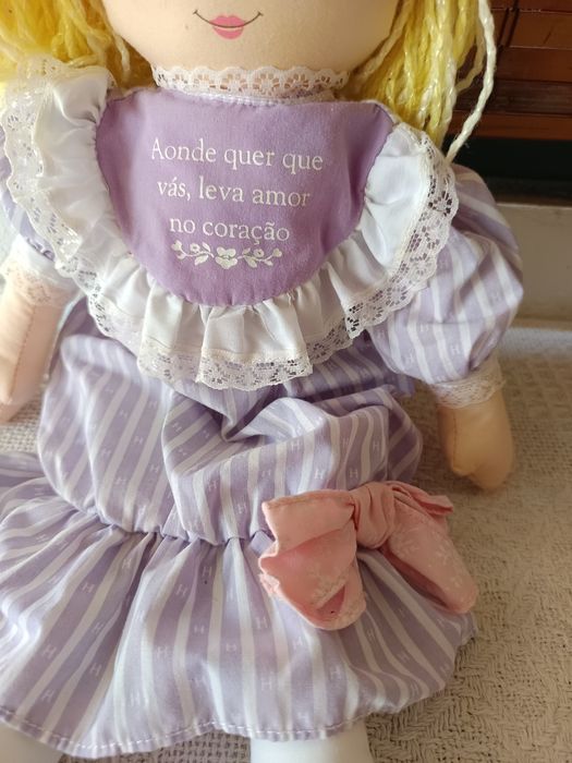 Boneca de trapo "Onde quer que vás,leva amor no,coração"