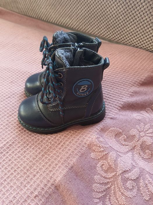 Дитяче шкіряне зимове взуття на 1 - 1.5 рік