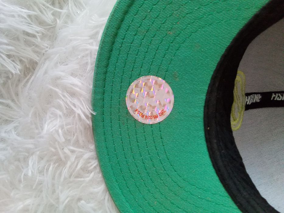 Czapka z daszkiem Fishbone