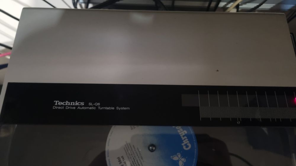 Technics SL-Q6  gramofon linearny
