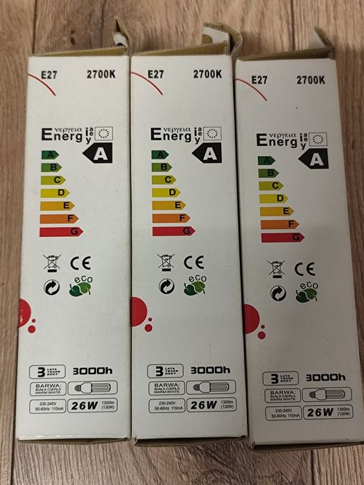 NOWE Świetlówki energooszczędne E27  5 szt. Zestaw