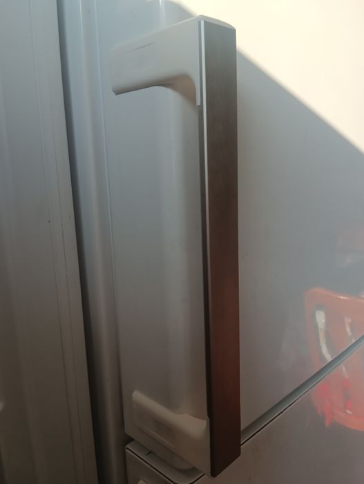 Ручка дверей whirlpool холодильник морозильник