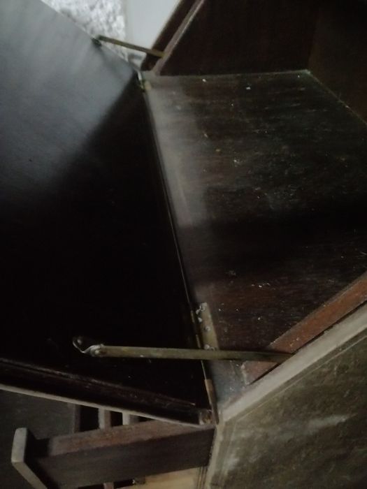 Escravaninha de madeira