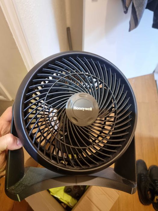 Ventoinha Honeywell com opção de ajuste rotativo