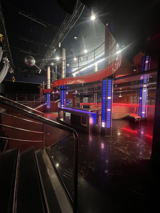 Окреме комерційне приміщення  1170 кв.м., під будь який бізнес.