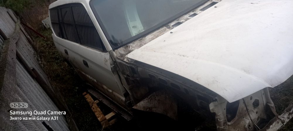 Кузов toyota land cruiser 90 двері крила капот