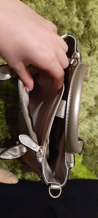 Nowa torebka do ręki bądź na ramię