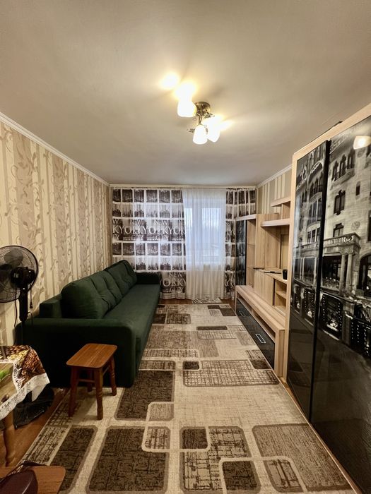 Продаж кімнати на Київській!!!