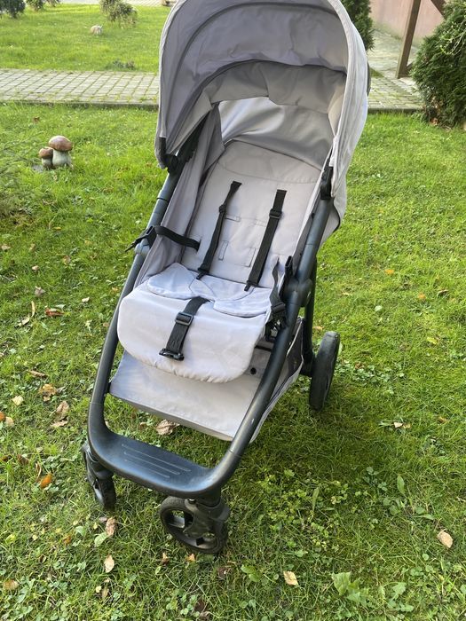 Прогулянковий візок Chicco