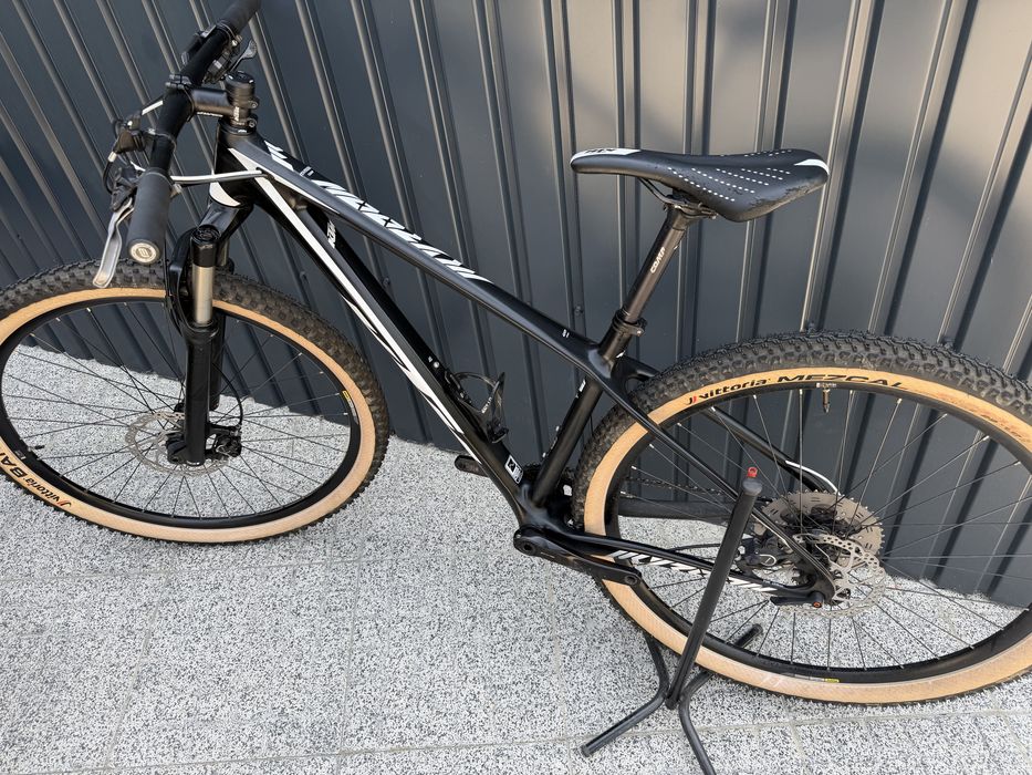Ktm myroon carbono 29