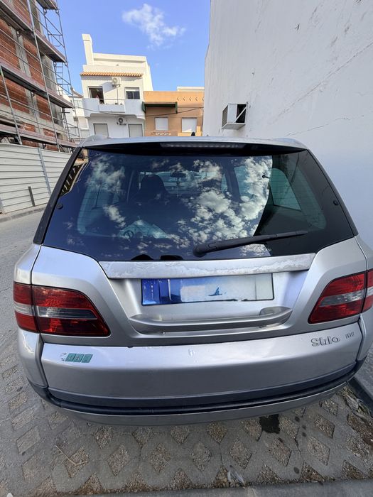 Fiat stilo 16v Well and good conditions, daily used,Manuel gear,petrol,ac/ heater working, radio working Km-202045 Location- Quarteira