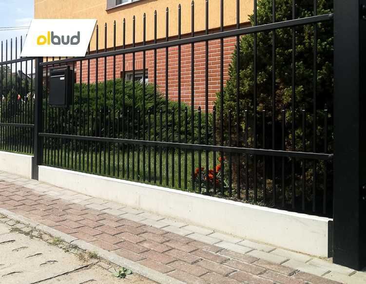 Podmurówka betonowa pod ogrodzenie gładka- 250x30 cm Gdynia