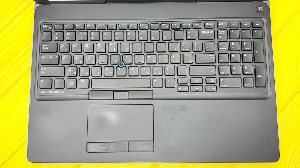 РОЗПРОДАЖ!  Недорогий Ноутбук Для Любих Задач Dell Precision 7510 /Quadro M1000 2 GB