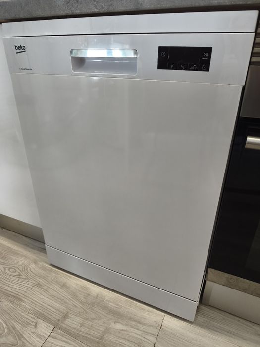 Máquina de lavar loiça Beko - ótimo estado