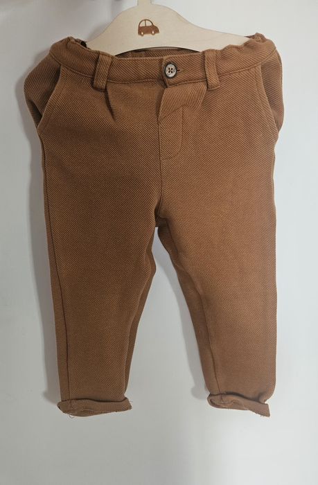 Eleganckie camelowe spodnie Reserved 92