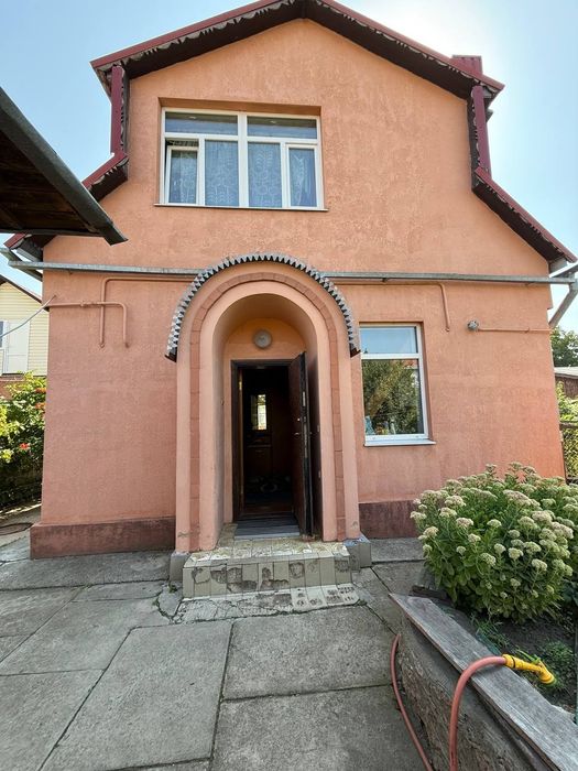 Будинок по вул.Ярославській. Є держ.Акт на земельну ділянку!