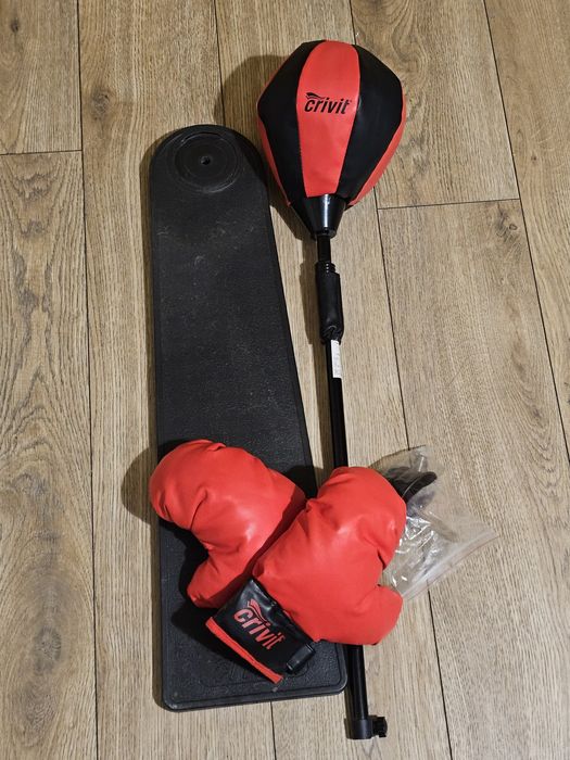 Rękawice i gruszka, zestaw bokserski dla dzieci