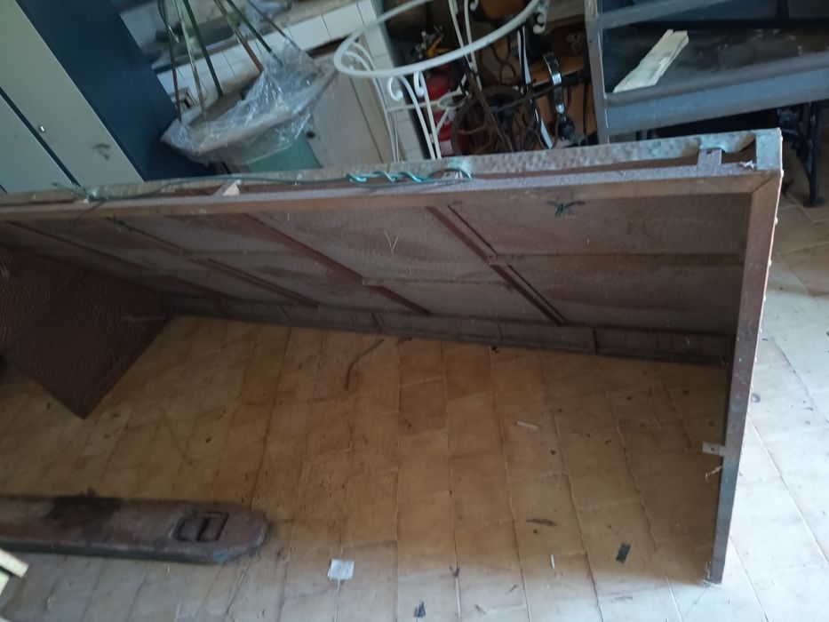 Peça de arrasto e outros