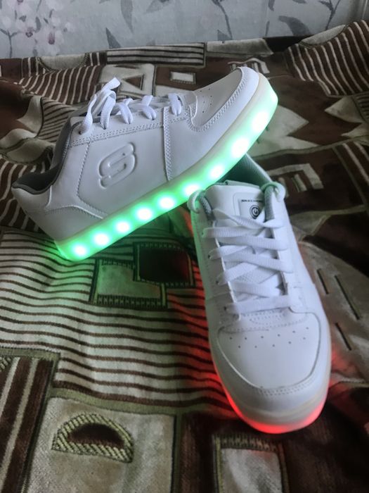 Skechers Energy lights, Ecco зима, Adidas оригінал кросівки