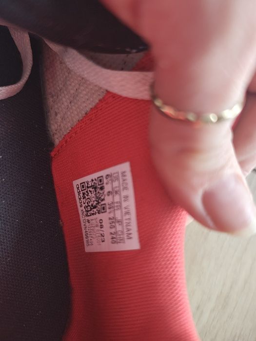 Adidas Hoops 39 1/3 25 cm