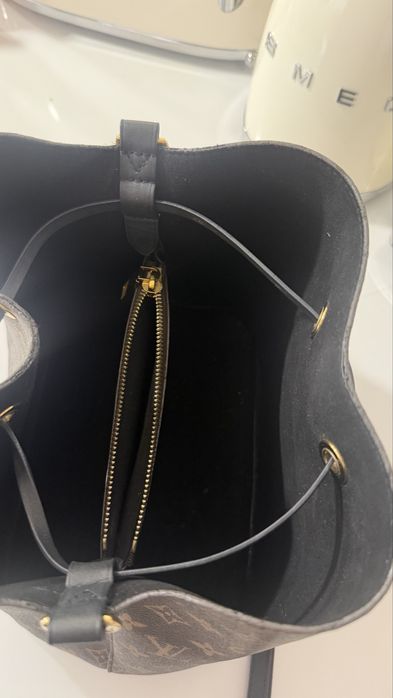 Louis Vuittom Neonoe MM monogram de 2019
