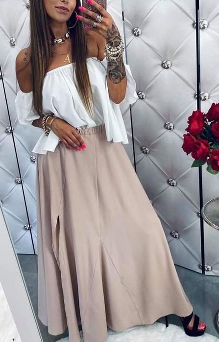 Elegancki komplet bluzka spódnica maxi logo Lola bianka