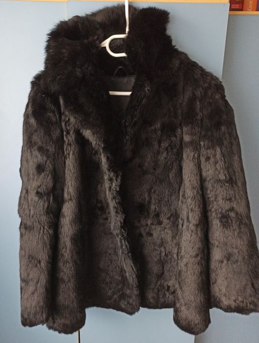 Naturalne czarne futro z królika