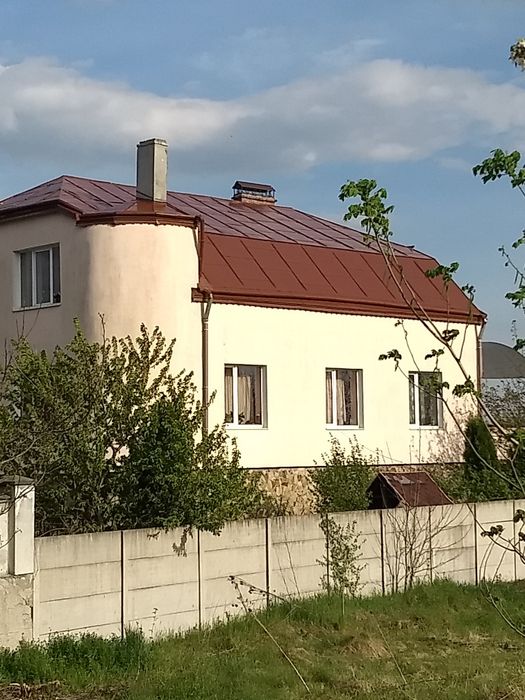 Фарбування Дахів Володимир і виїжджаємо в район