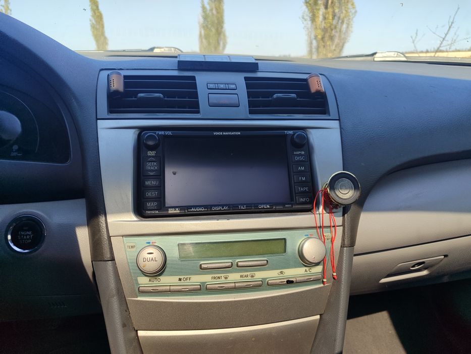 Продам автомобіль TOYOTA AURION