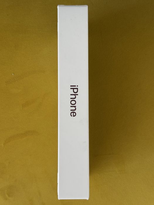 iPhone 18 pro max 512gb silver/glacier azul  (selado )
