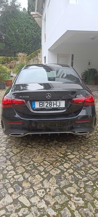 Mercedes-Benz A 200 Limousine, versão AMG Premium