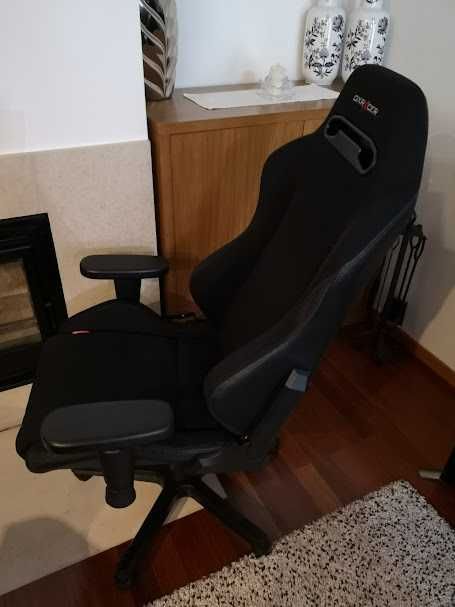 Cadeira de gamer.