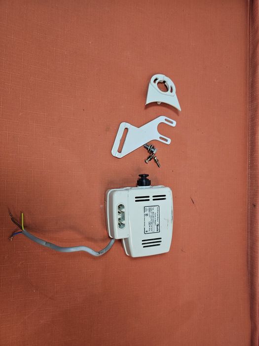 maszyna do szycia Privileg Quelle, model S1.1. 30. 1401. 1. Silnik