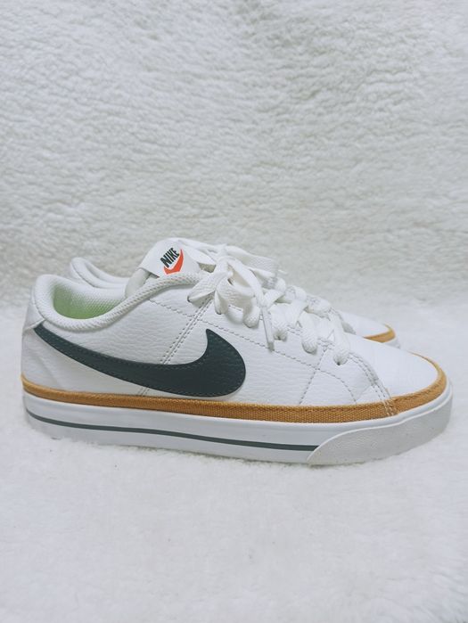 Оригінал Nike,36 розмір, устілка 23 см кросівки,кеди  для хлопчика