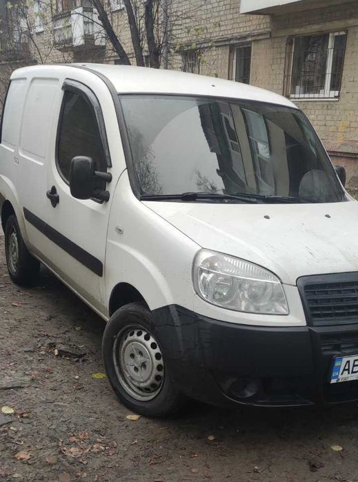 Малогабаритные перевозки фургоном Fiat Doblo Combi