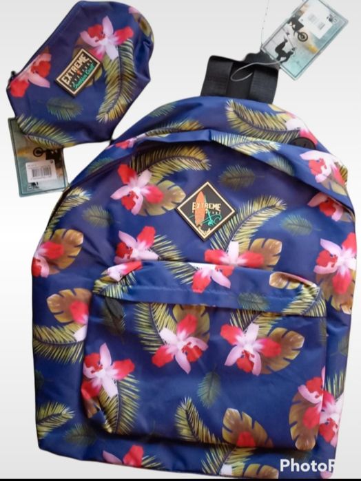 Mochilas varias marcas novas