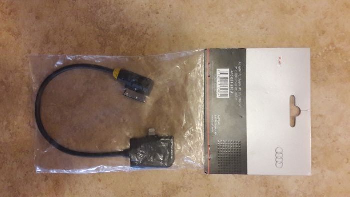 Audi 4F0051510AL Кабель-адаптер для музыкального интерфейса / Apple Ip