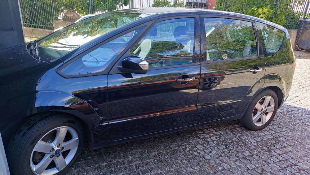 Ford S-Max 2.0 TDCi 7 lugares — photo 3