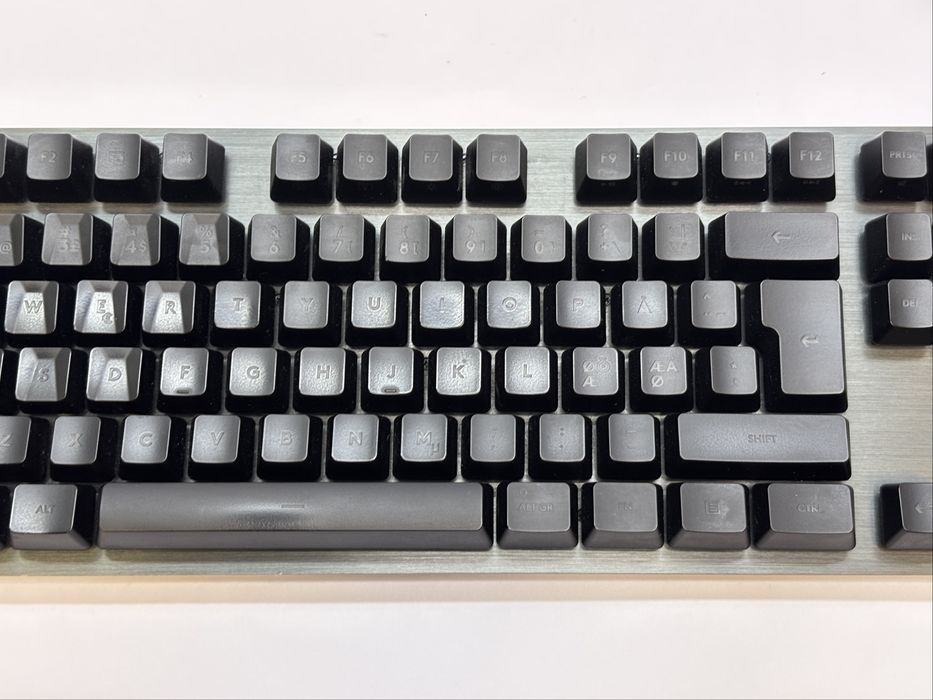 Klawiatura Gamingowa Logitech G513 Carbon TKL