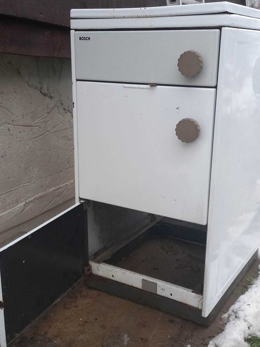 Опалювально-варочна піч (буржуйка) Bosch