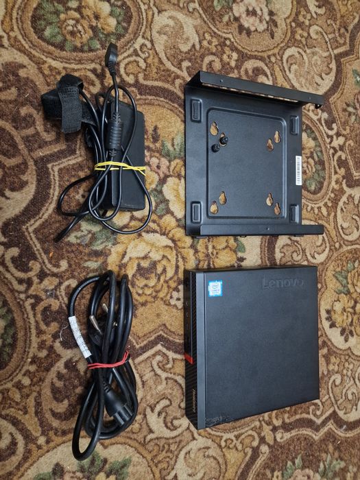 Lenovo ThinkCentre M920q i3-9300T,  8 ОЗУ, 500GB HDD